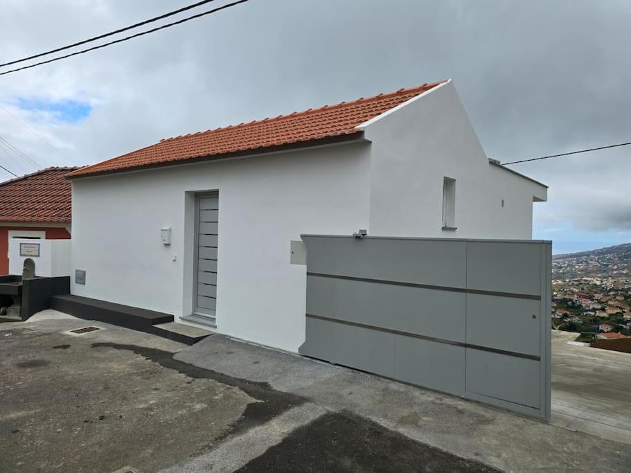 Brand New Private Modern Apartment With Patio And Sea View Calheta  Extérieur photo