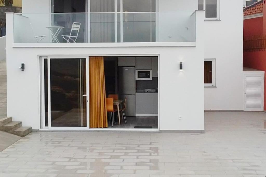Brand New Private Modern Apartment With Patio And Sea View Calheta  Extérieur photo