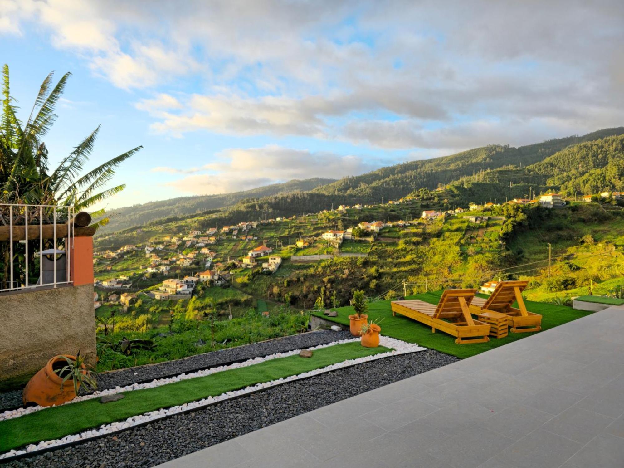 Brand New Private Modern Apartment With Patio And Sea View Calheta  Extérieur photo